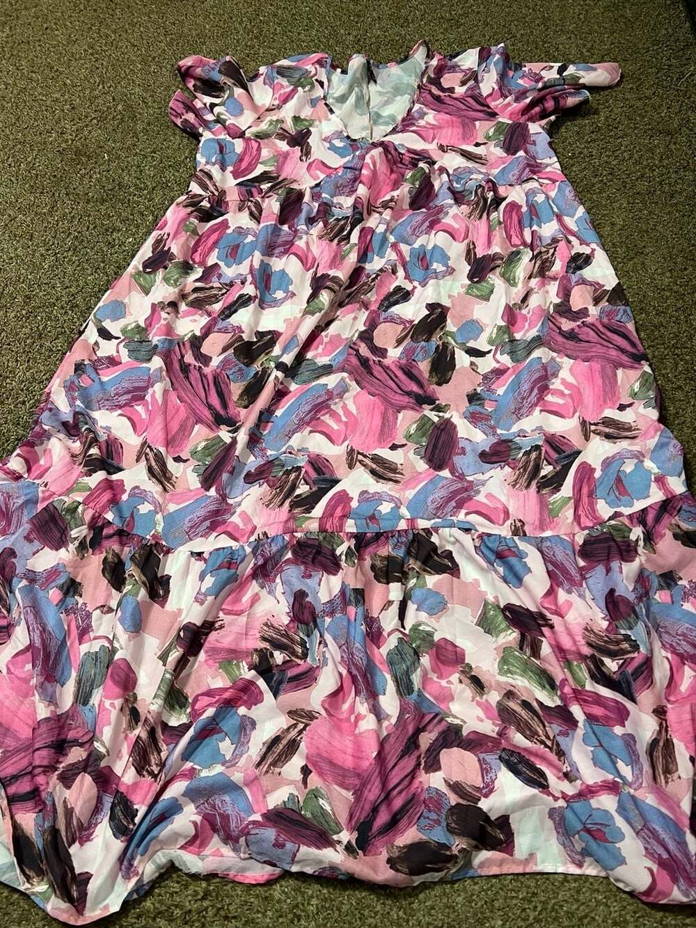 SHEIN Curve Plus Size 3XL Multi-Color Abstract Print V-Neck Tiered Maxi Dress